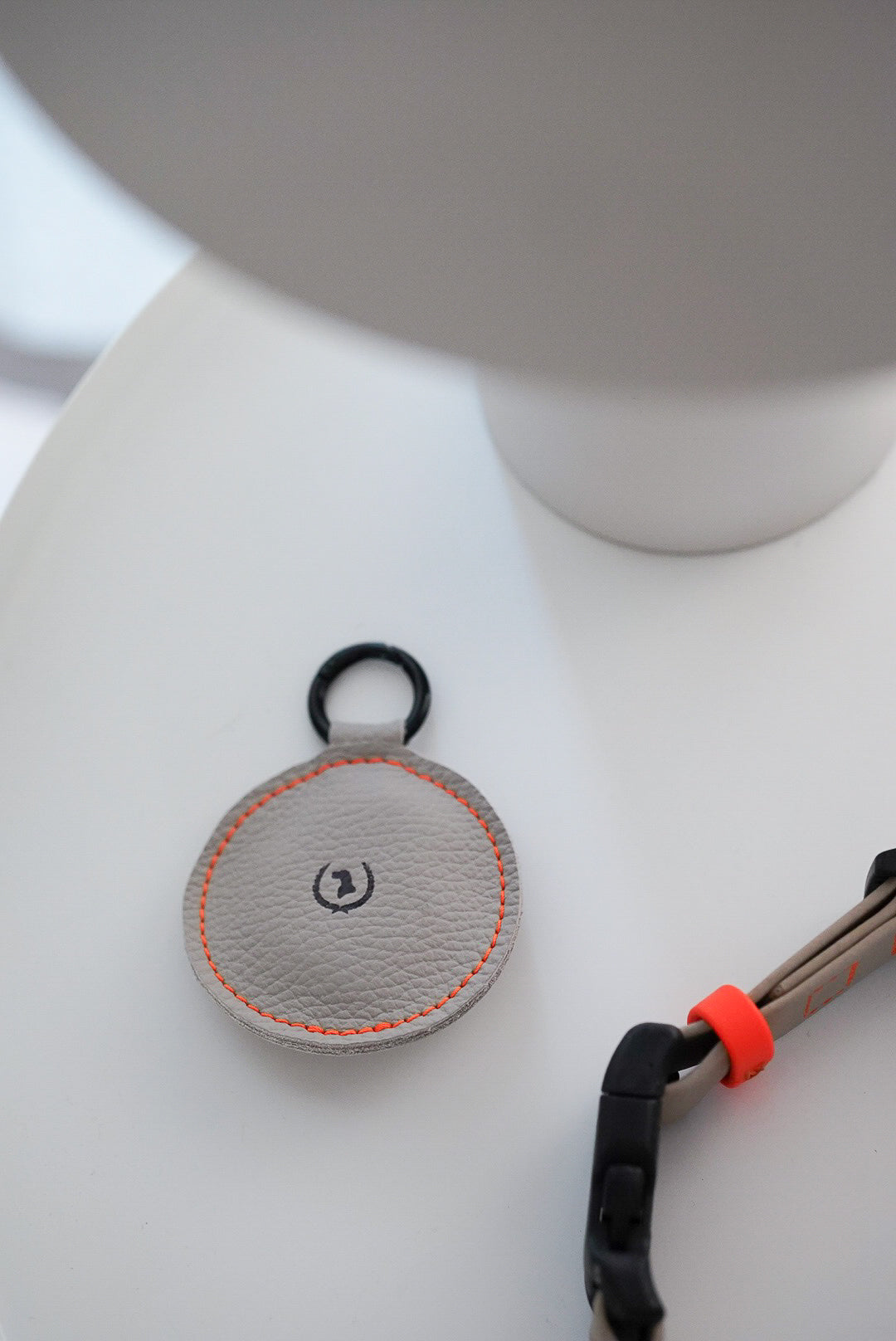 <transcy>Fat leather key ring small</transcy>