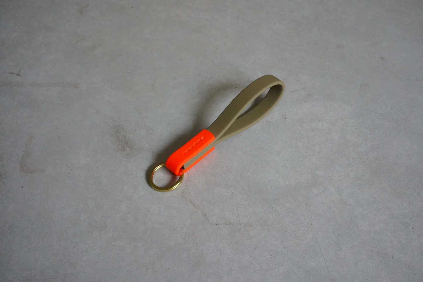 <transcy>Fat leather key ring small</transcy>