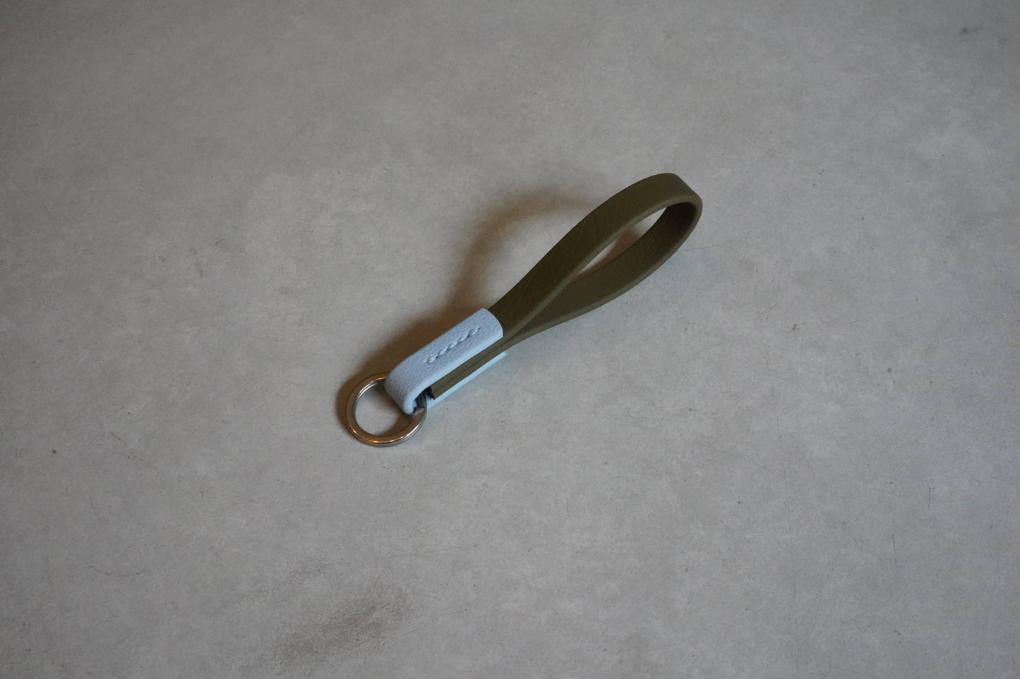 <transcy>Fat leather key ring small</transcy>